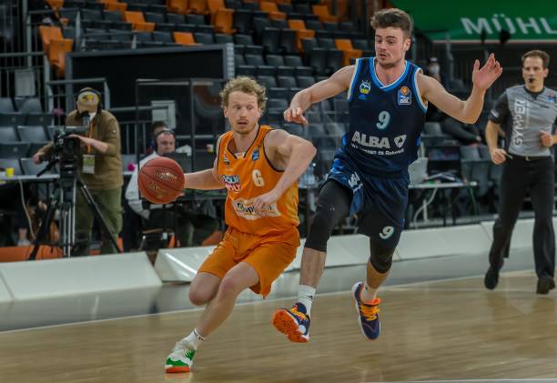 球队多次在 球队多次在