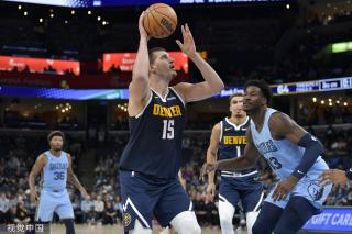 青岛男篮的 青岛男篮的