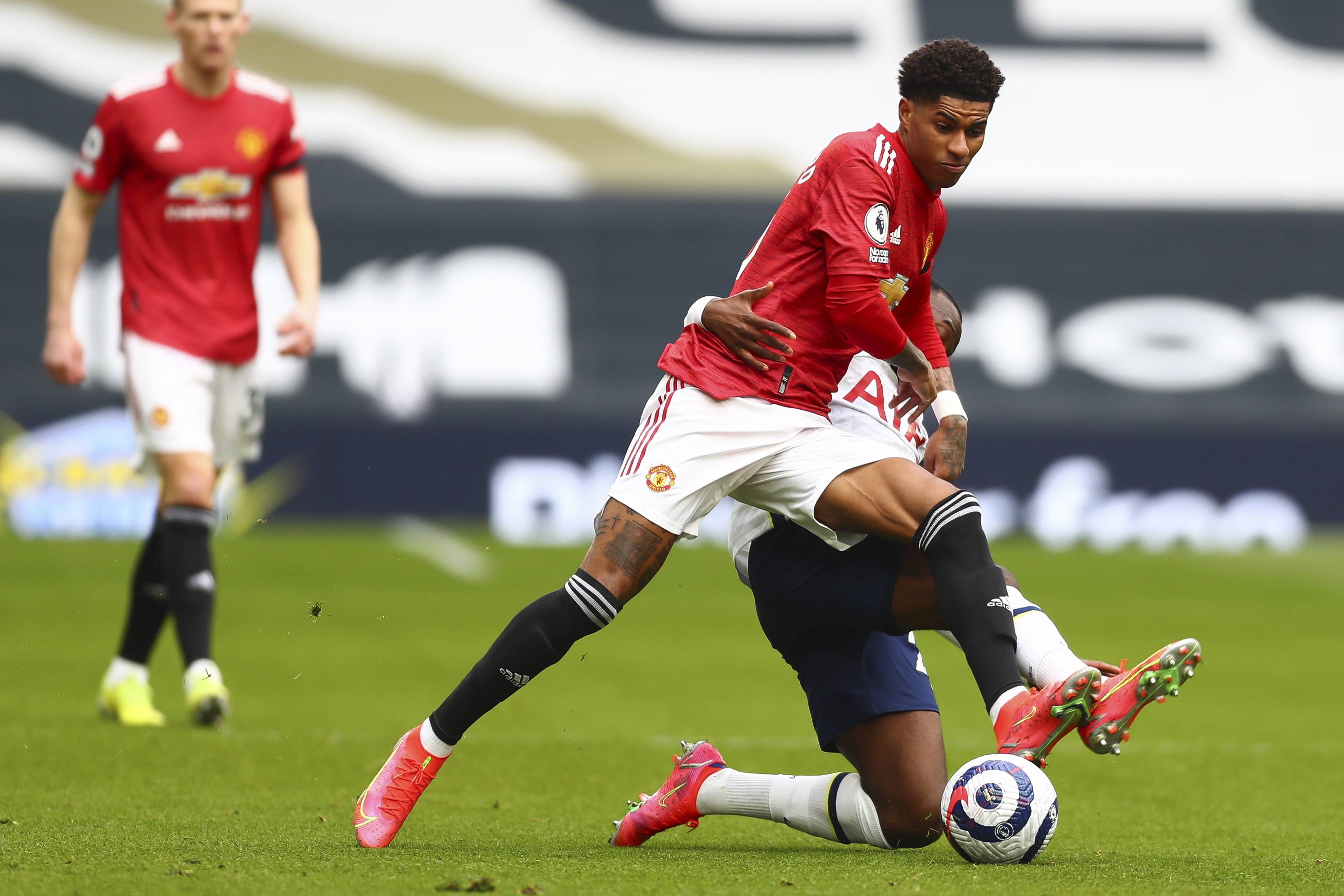 烈的较量 烈的较量